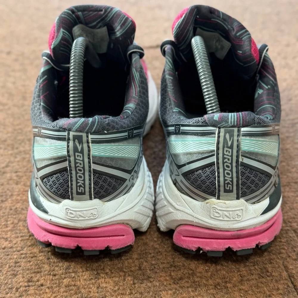 Brooks Ravenna 7‎ Womens Running Shoes Pink Grey Teal Athletic Sneakers size 11